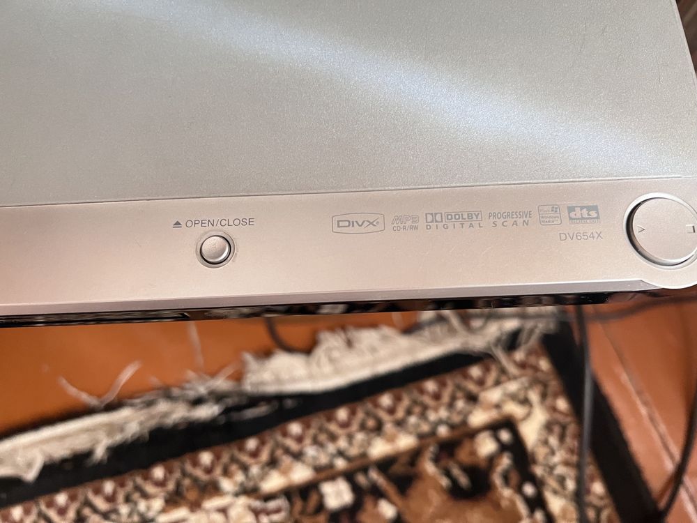 Продаю DVD плеер LG в отличном состоянии