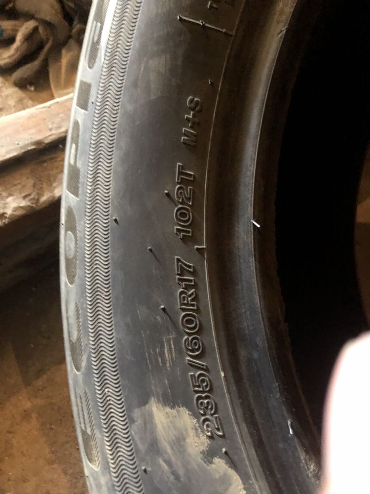 Летние шины 235/60R17