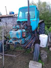 Продам трактор Т 28