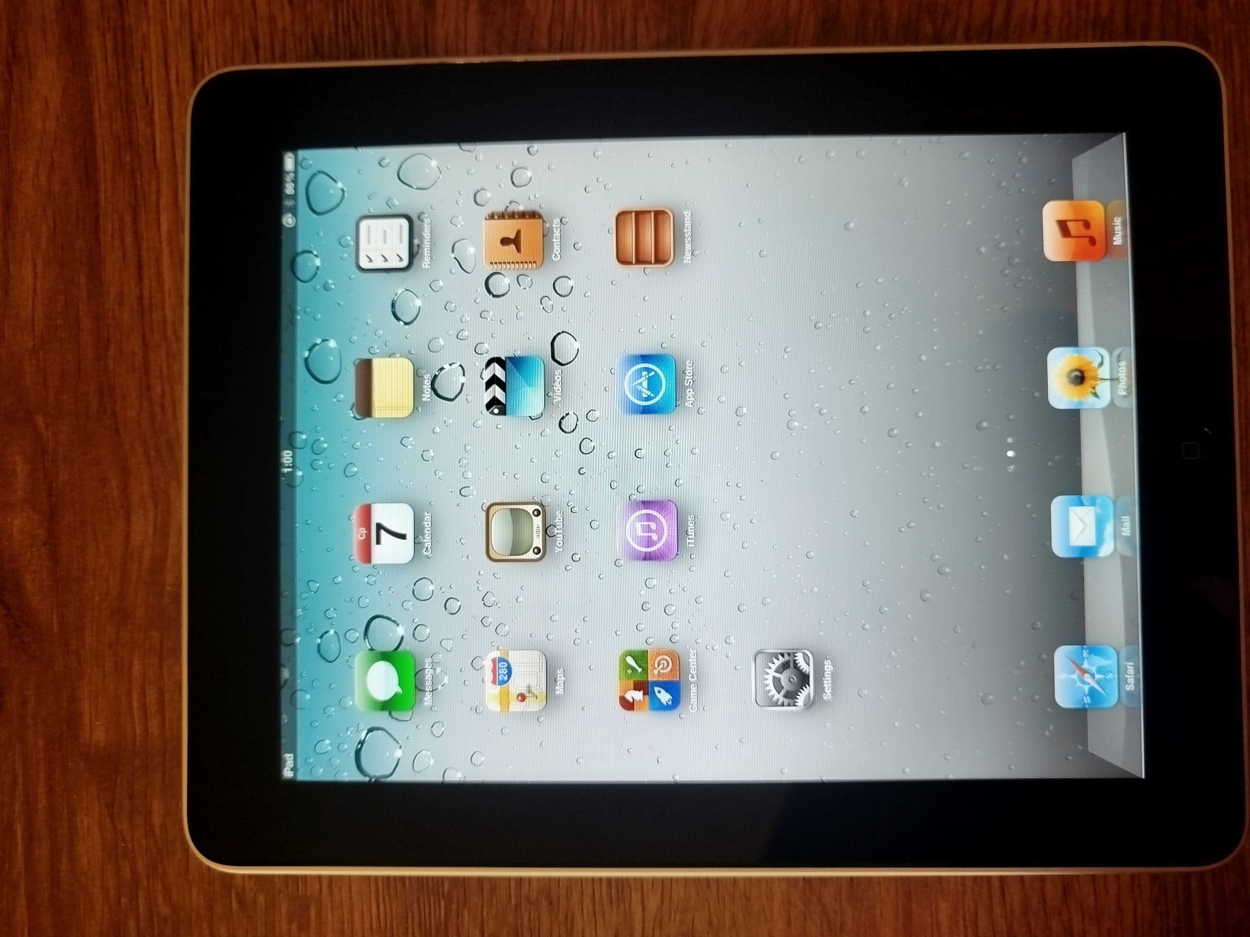 Ipad удобен и практичен  запазен