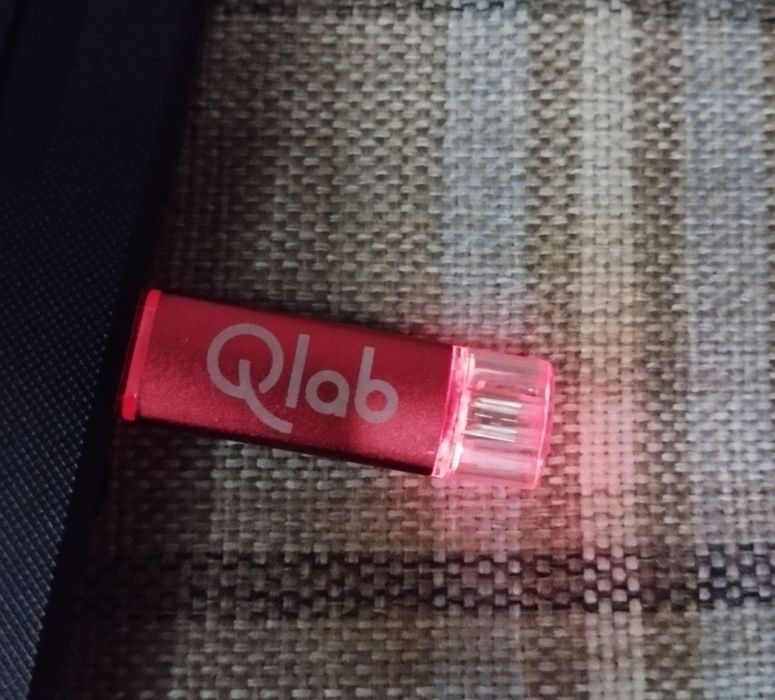 Флешка 3 штуки 8гб +32 Гб +14 гб