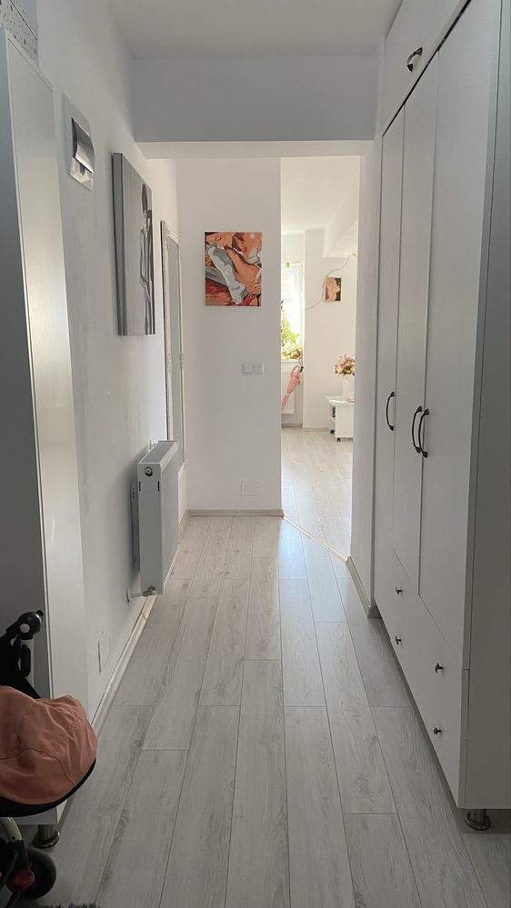 Vand apartament 3 camere, 2 bai