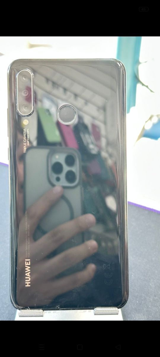 Продам huawei p30lite