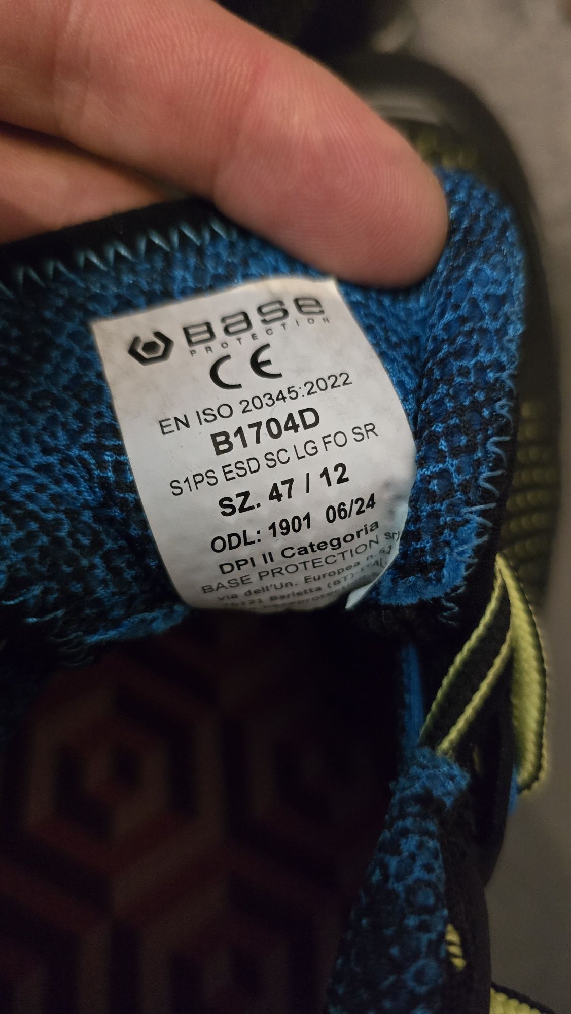 Base ,Elten, Sixton Peack
