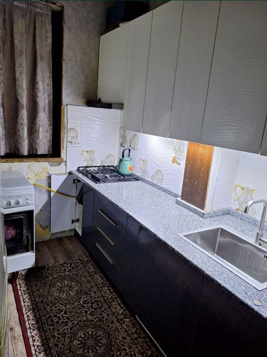 .РАЗДЕЛКА ,Чиланзар 21 Квартал, 3в4\4\4, Продаётся Квартира
