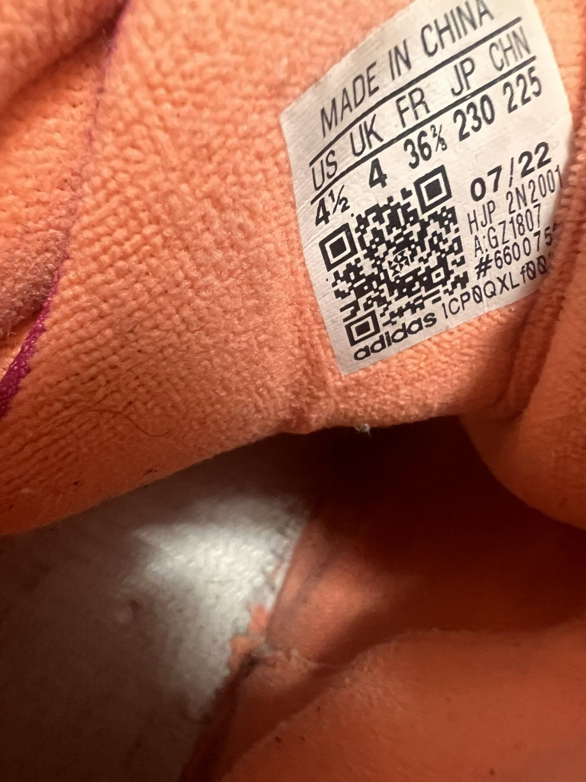 Adidas маркови обувки за деца