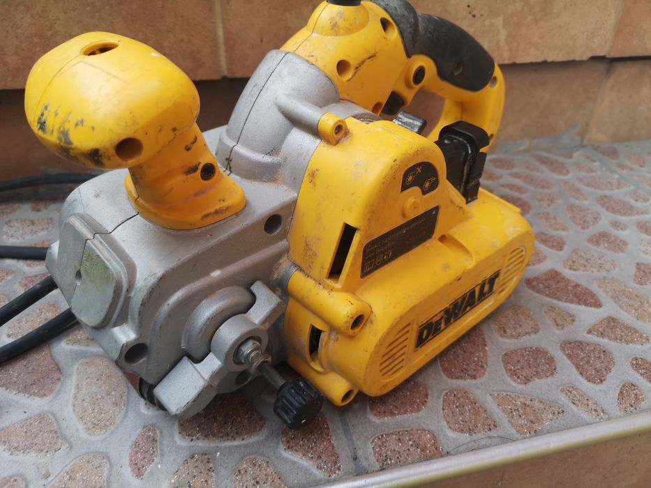 Лентов Вибро ШЛАЙФ De Walt с обороти