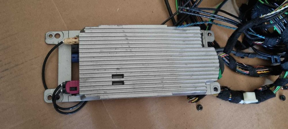Modul combox BMW E81 E87 E82 E90 E91 E92 E93 E84 E70 E71 cod9257161