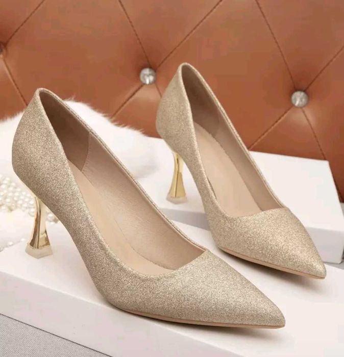 Дамски обувки 43 номер