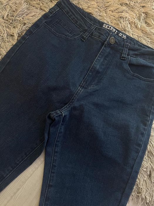 Дамски дънки Stradivarius , Mom jeans , кожен клин