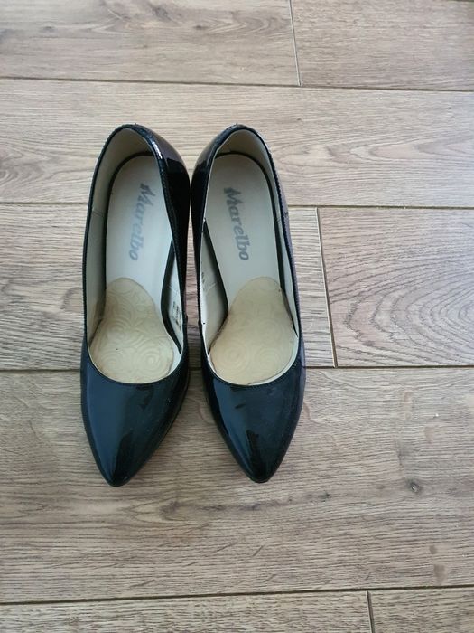 Cizme, adidasi, pantofi din piele, tenisi dama marimea 35 / 36 ca noi