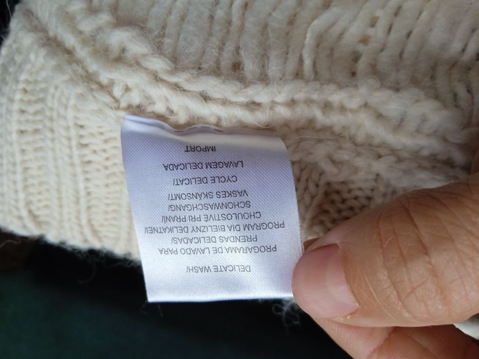 Нова дамска жилетка, тип Пончо