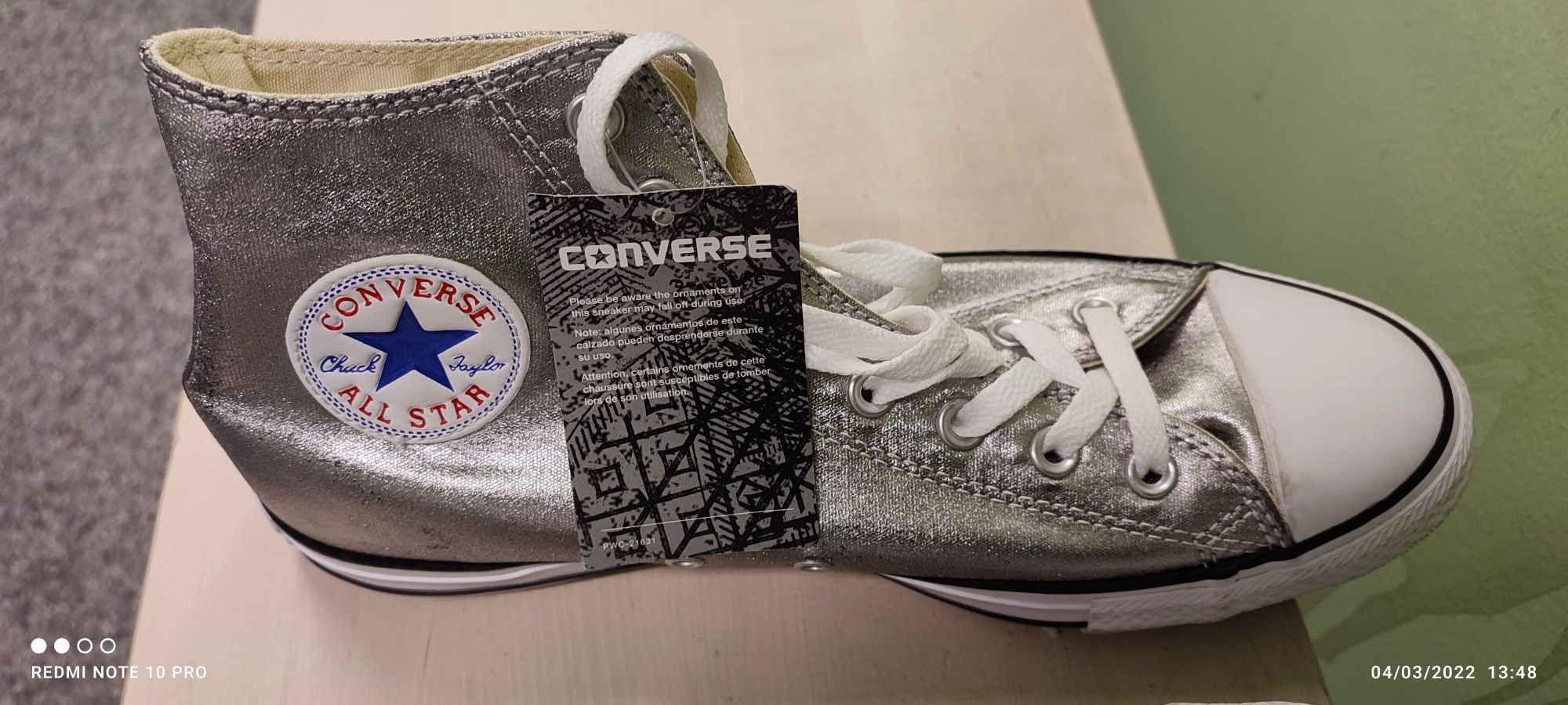 Vând teniși Converse unisex nr 42