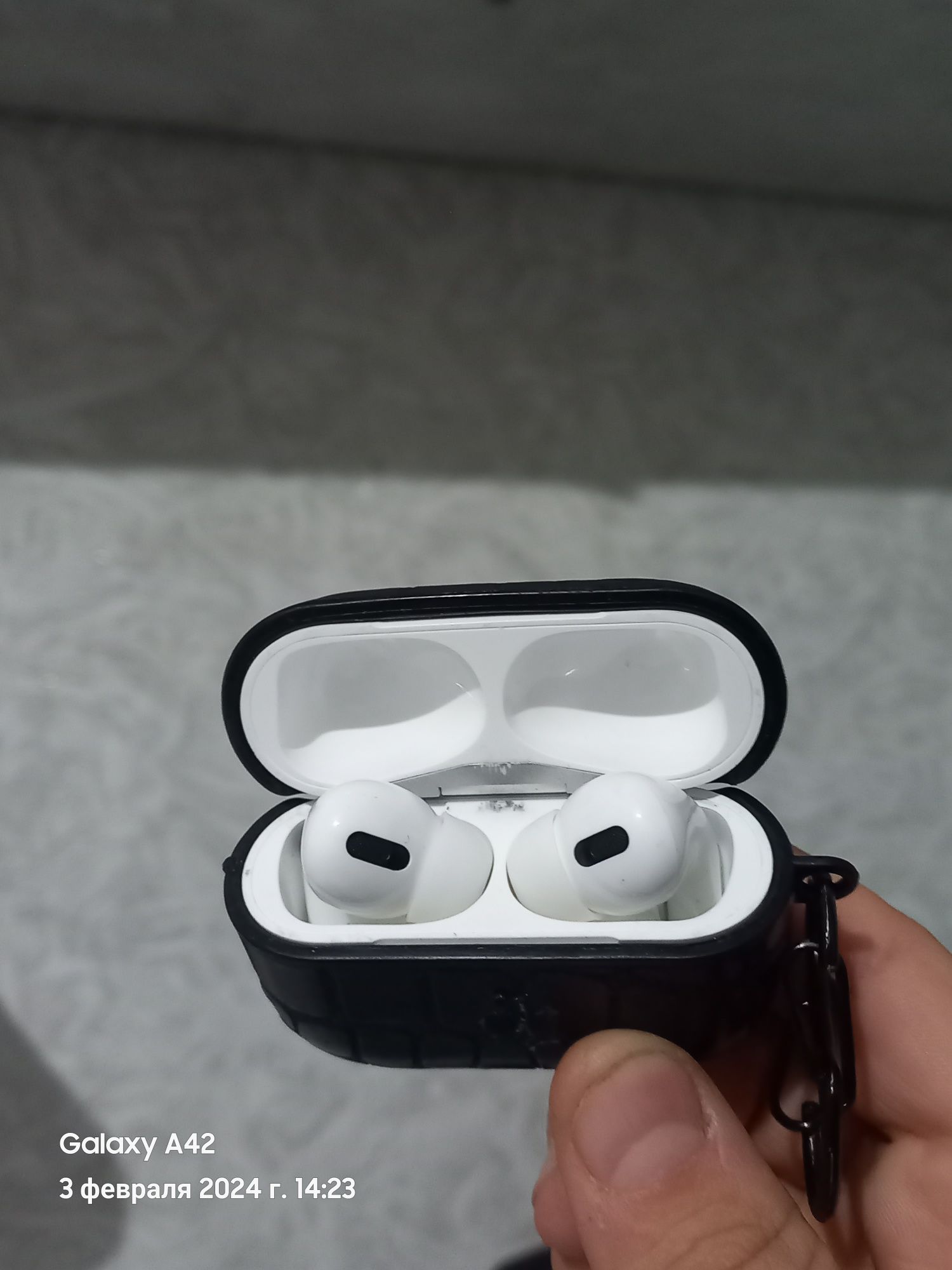 Airpods pro sotiladi