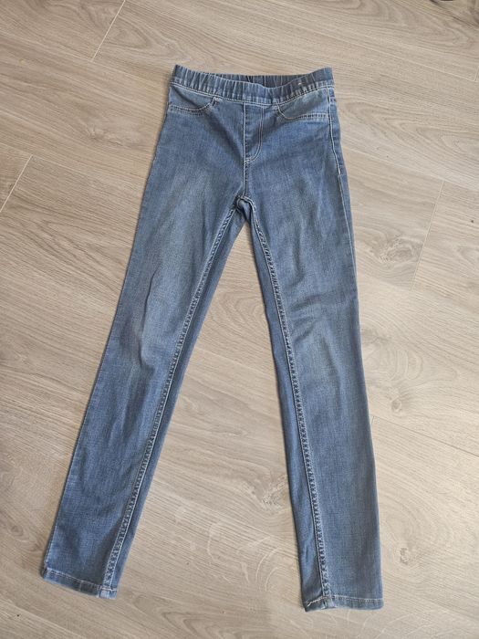 Blugi H&M masura 7-8 ani