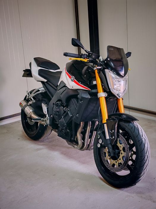 Yamaha fz1  naked schimb variante pt a2