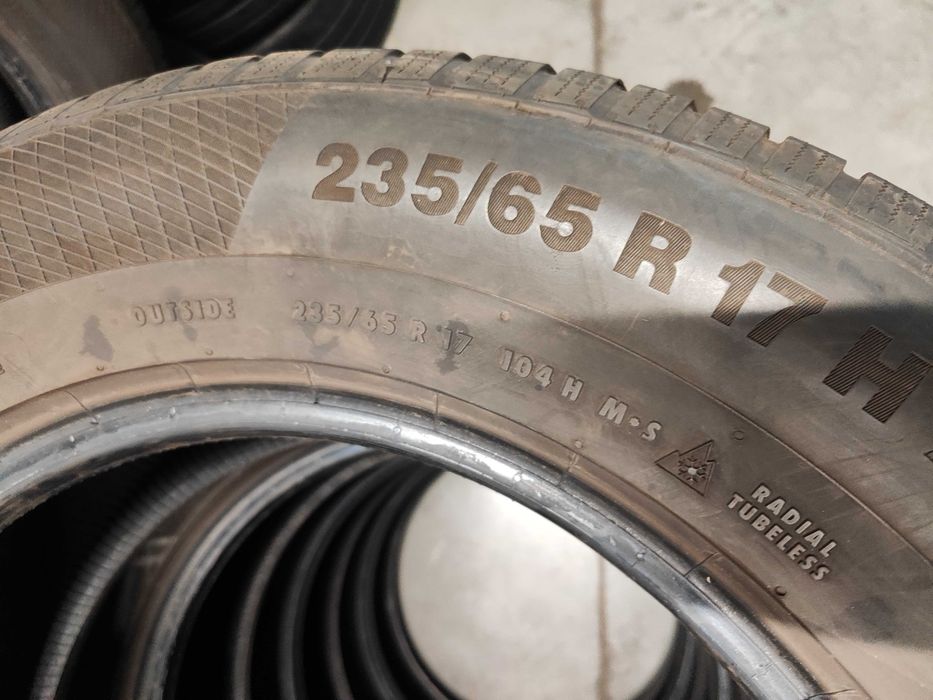 4бр. зимни гуми 235/65/17 Continental