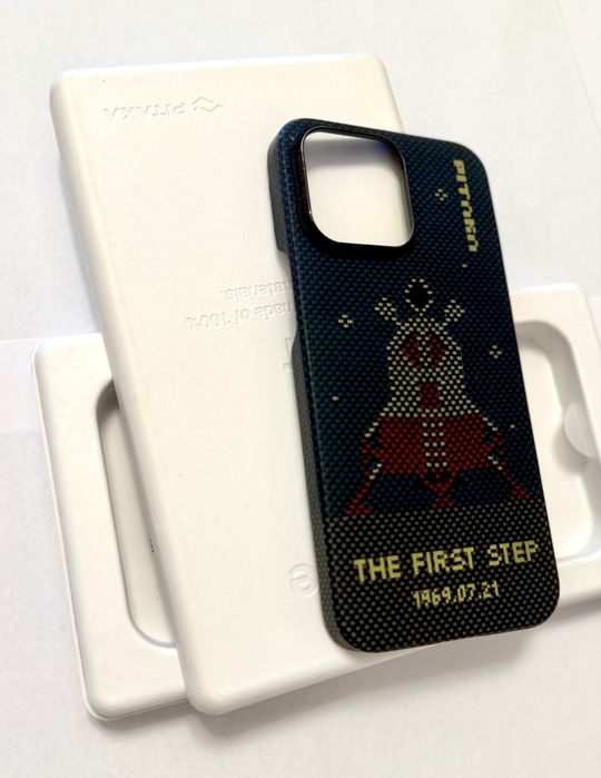 Husa iPhone 14 Pro Max Pitaka Originala