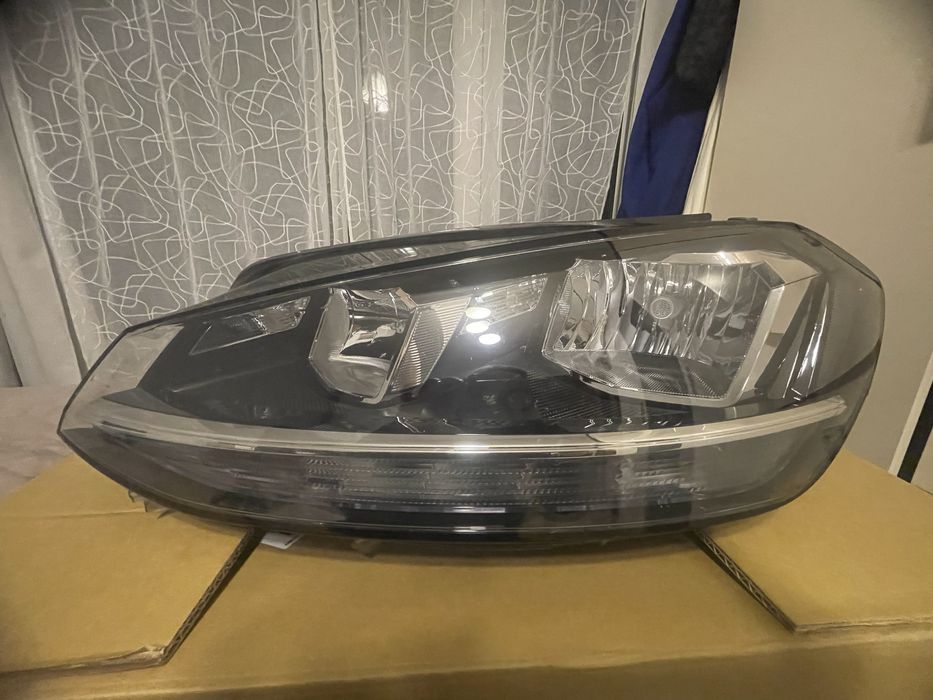 Оргинален ляв фаров за Голф 7.5