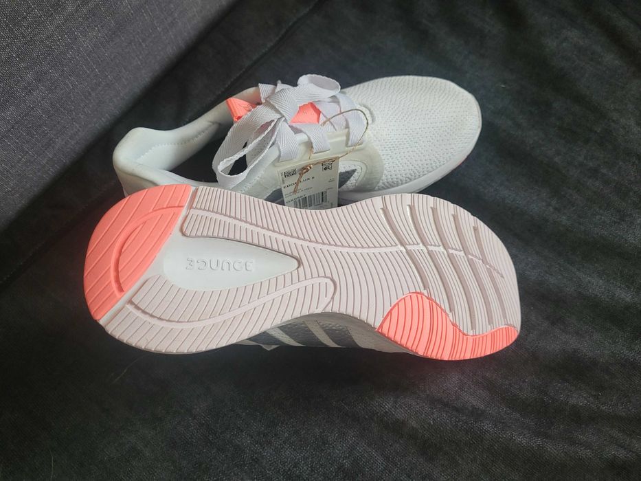 нови Adidas Edge Lux 5, 37