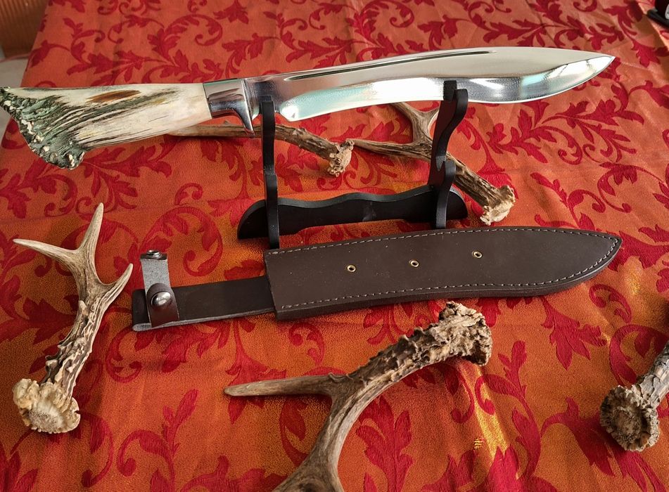 Ръчно ковани ножове стомана 440ц и 4х13