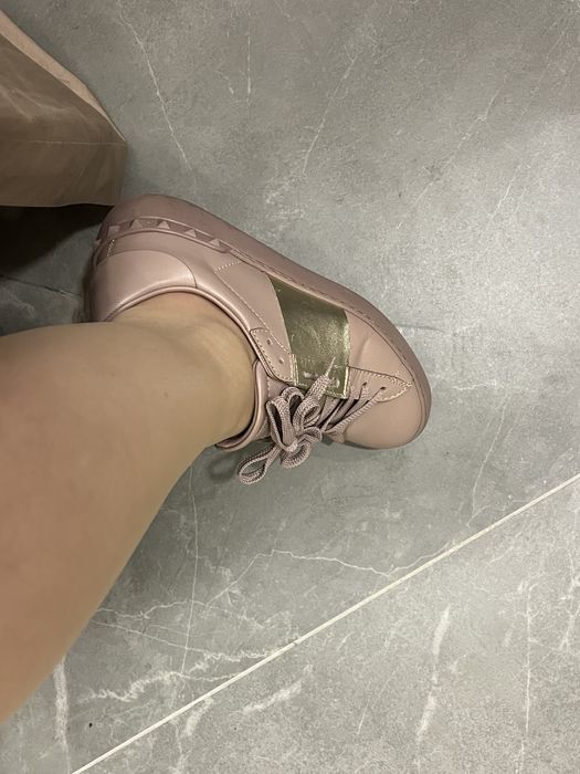 Adidași Valentino autentici