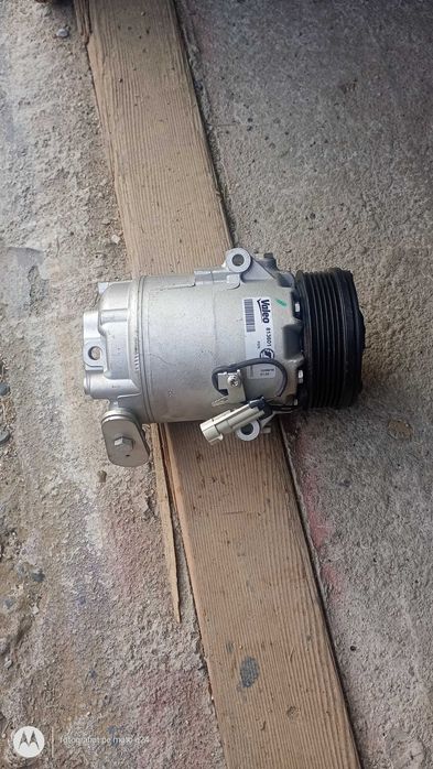 Vând compresor de clima ptr Opel Astra h 1.7 cdti