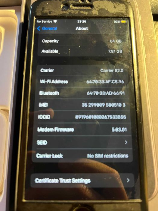 iPhone 8, 64GB, Neverlocked –  Predare personală în Bacau