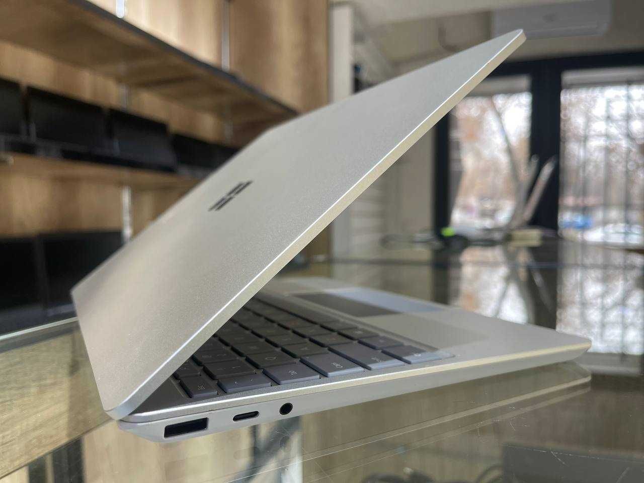 MICROSOFT SURFACE LAPTOP GO Core i5-1035G1 ram 16 ssd 256