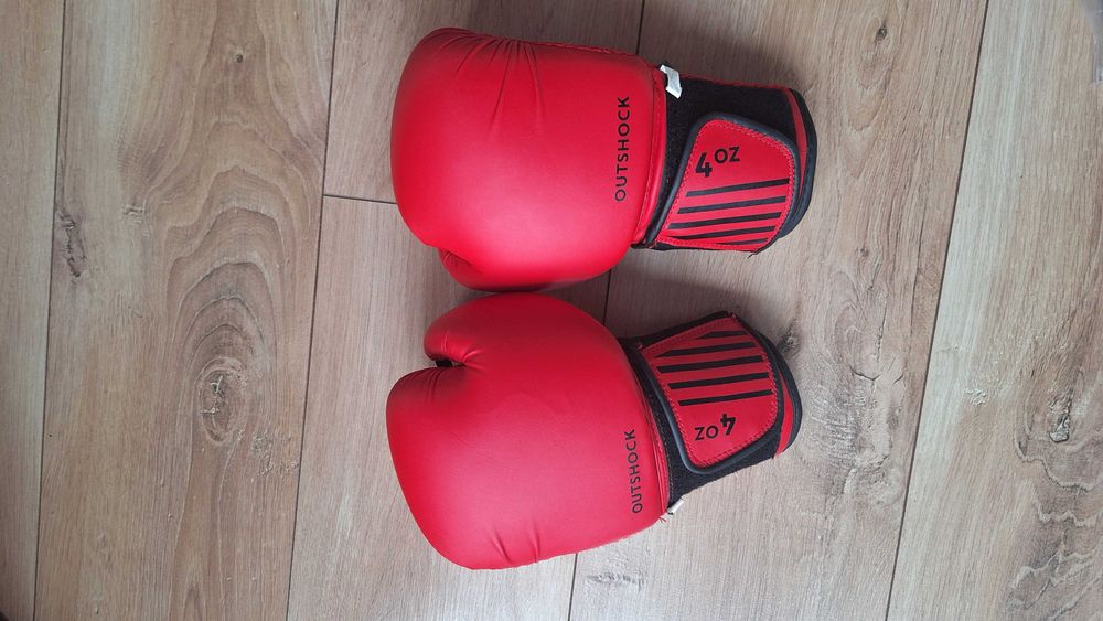 Manusi BOX OUTSHOCK 4 OZ (4-12 ANI)