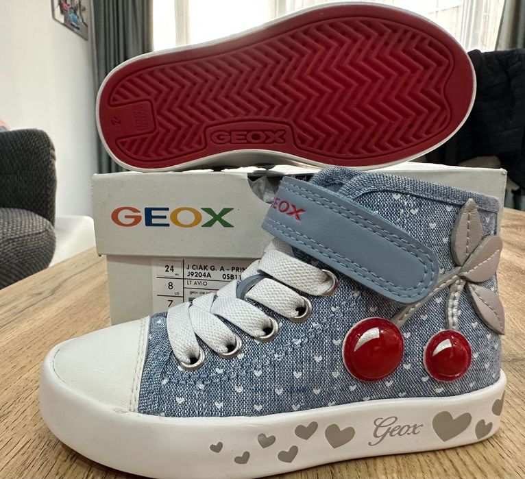 Детски обувки Geox често нови 24 номер