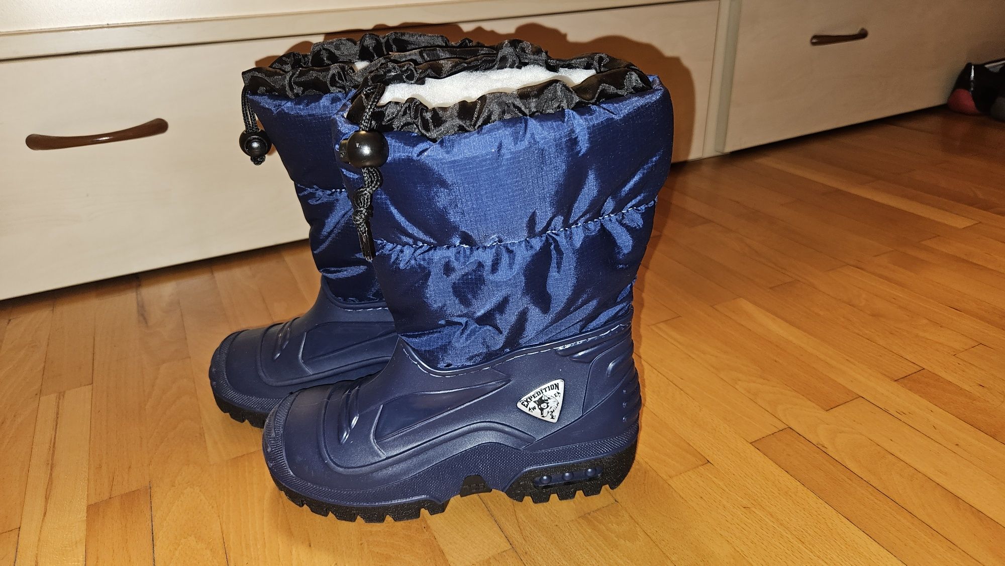 Нови апрески, номер 33