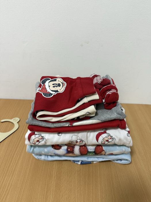 Голям лот коледни дрешки за бебе