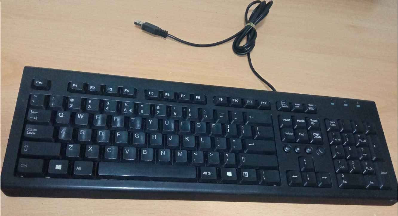 2 Tastaturi HP  si LENOVO,functionale,30 lei bucata.