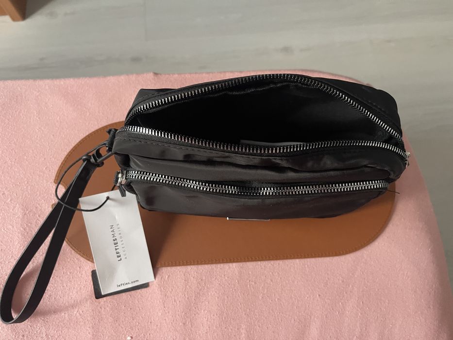 Geanta de mana , Noua !!