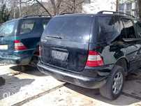 НА ЧАСТИ Mercedes ML270CDI 320i V6 430i V8