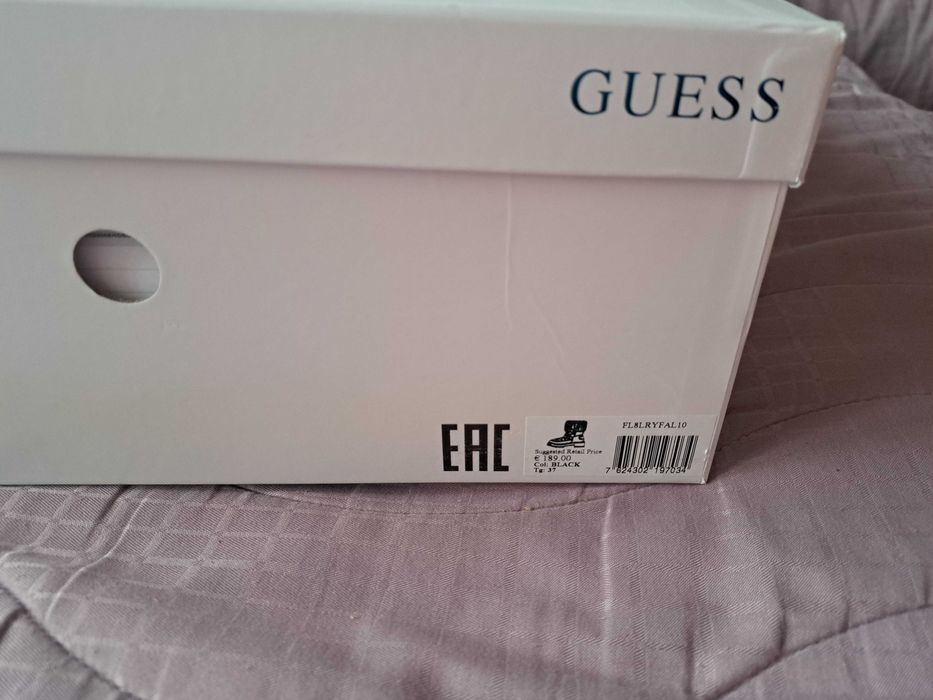 Апрески Guess оригинални