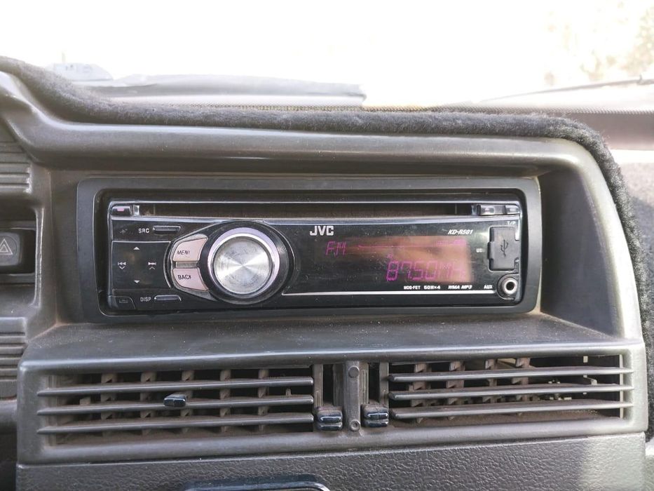 Продам автомагнитола JVC