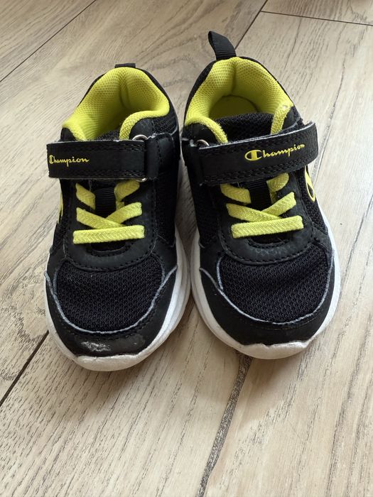 Маратонки за момче 24 н.