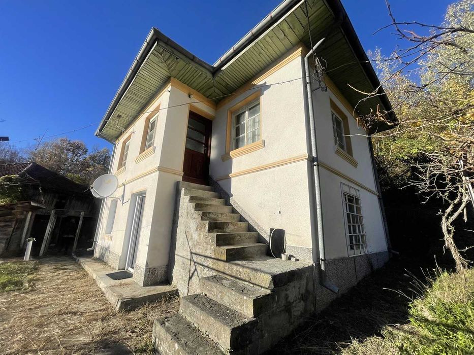 Селска къща с панорамна гледка