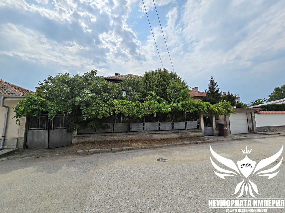 Продава се Къща в с. Царацово, Област Пловдив - 150 кв.м за 1274 €/кв.м - Снимка #1