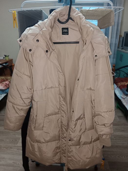 Продам куртку Zara
