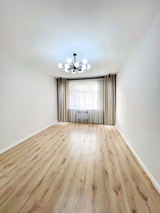 Яшнабад Новостройка улица Иззат-58 продается квартира  3/5/8  86м2