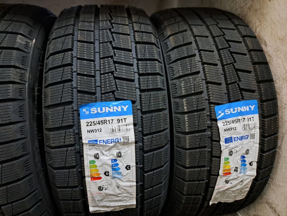 4 anvelope 225/45 R17 Sunny de iarna , Noi - 2025!