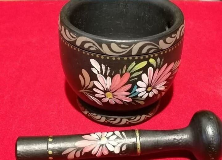 Superb mojar pentru usturoi din lemn - Franța