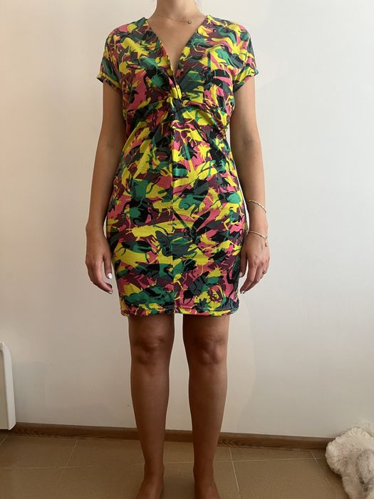 GSUS Sindustries рокля