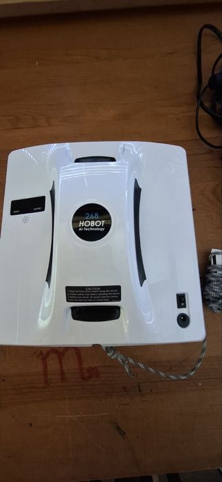 Робот за прозорци HOBOT 268