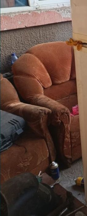 Продам кресла 2 штуки