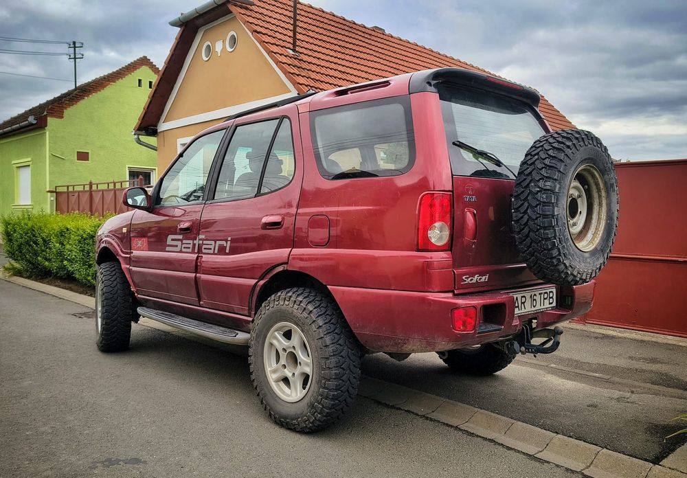 Tata Safari 4x4 Hi-Low