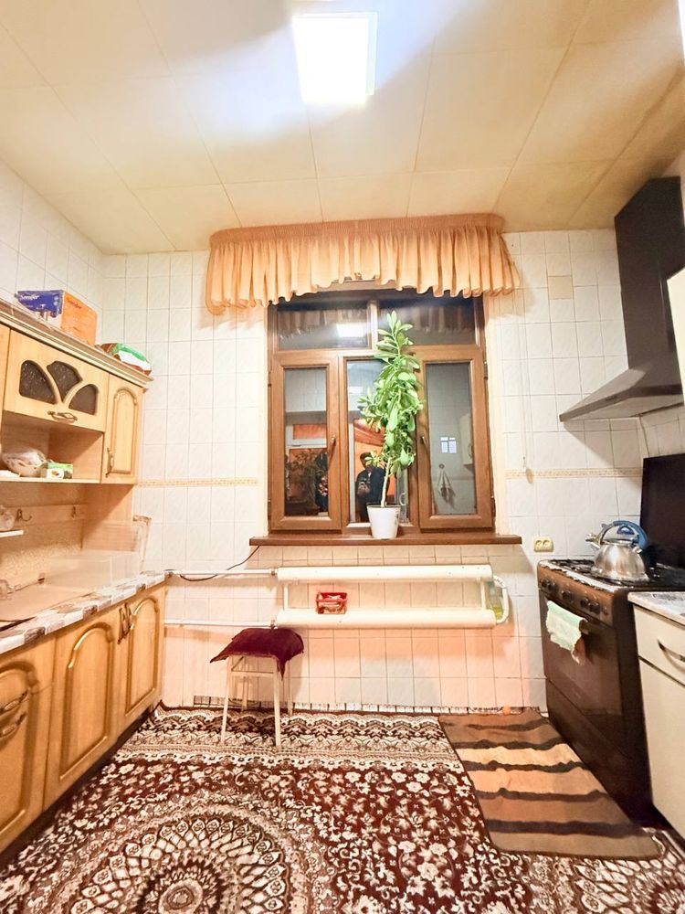 4 xonali kvartira hamma sharoit bor